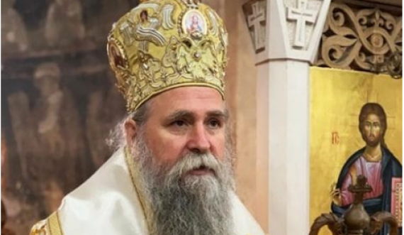 U përmend si njëri nga favoritët për udhëheqës të Kishës, Joanikije “dëshmohet” me një postim për Kosovën