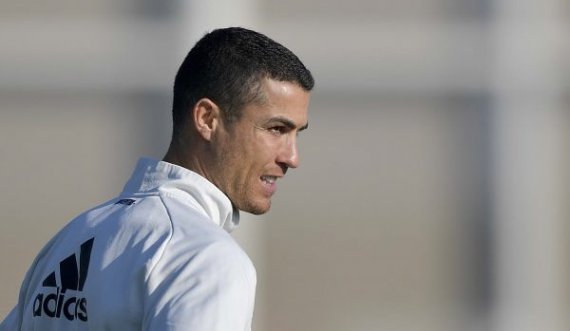 S’ka futboll për Cristiano Ronaldon, do të qëndrojë në shtëpi