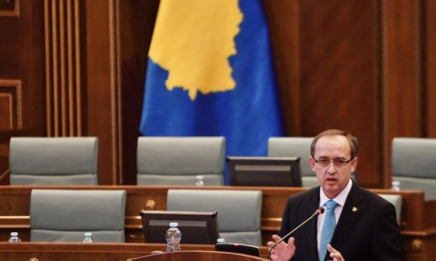 Reagon Hoti: S’ka marrëveshje mes Kosovës dhe Serbisë për vizitat e zyrtarëve serbë në Kosovë