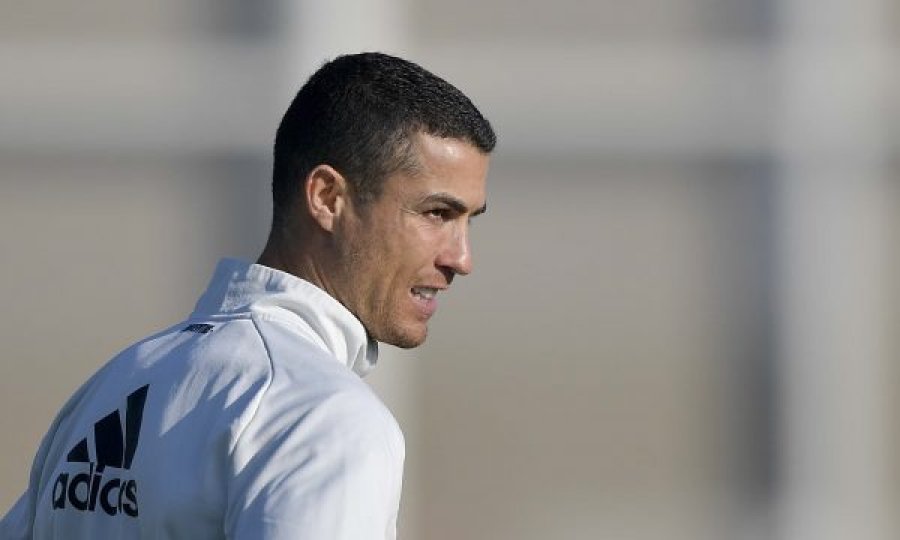 S’ka futboll për Cristiano Ronaldon, do të qëndrojë në shtëpi