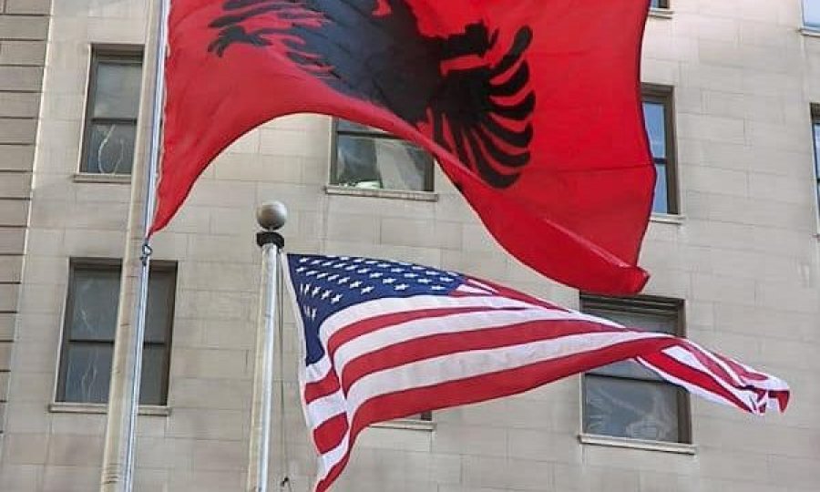 Shqiptaro-amerikanët themelojnë Kongresin Panshqiptar Amerikan