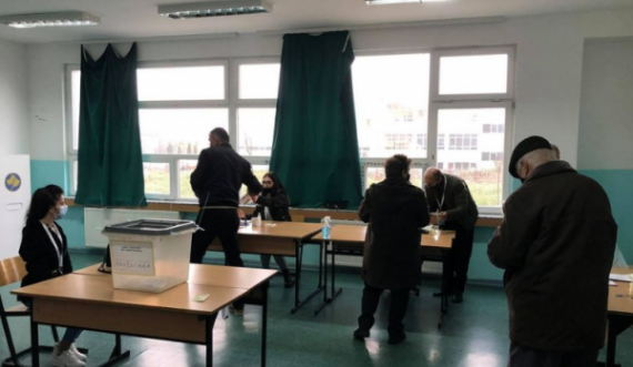 Interesim i madh për të votuar në Podujevë, qytetarët kërkojnë ndryshime