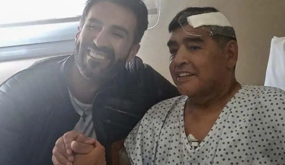 Rrëfehet i përlotur mjeku i dyshuar për vdekjen e Maradonës: Gabimi im i vetëm është se e desha shumë