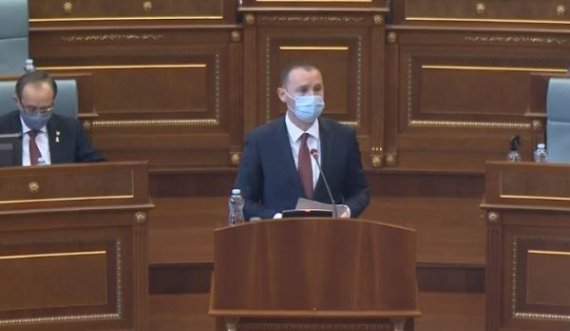 Ministri Zemaj: Do të shohim mundësitë për rimbursimin e pacientëve me Covid-19