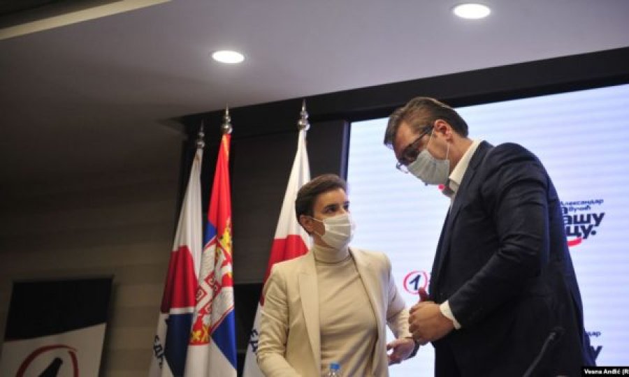 Serbia i bie pishman, tërhiqet nga vendimi për të dëbuar ambasadorin malazez