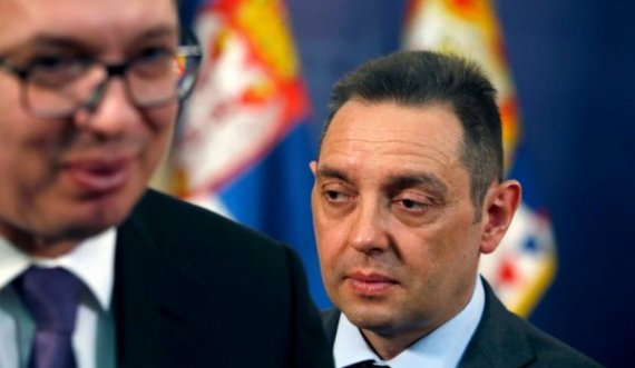 Ministria serbe e Mbrojtjes fyen shqiptarët, duke iu referuar si “shiptarima”