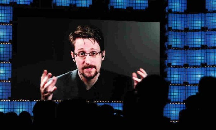 Snowden në arrati, por pretendent për Nobel