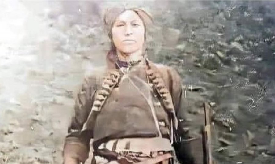 Publikohet fotografi e rrallë e Shote Galicës