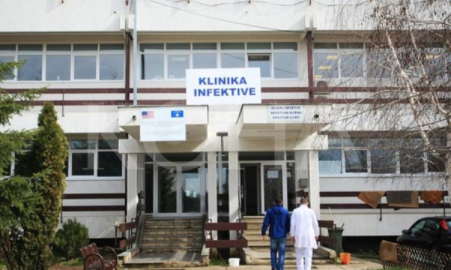 Flet mjeku kosovar: Këto janë pasojat që ua lë COVID-19 
