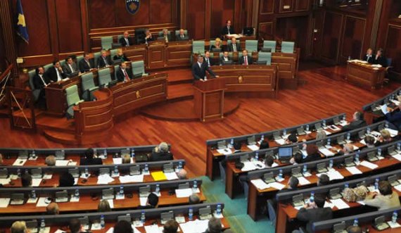 Kuvendi me mbikëqyrje të dobët ndaj qeverisë