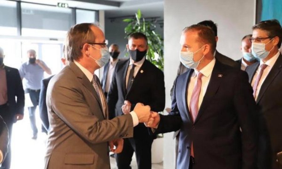 Kryeministri viziton Zemajn në Ministri, flasin në konferencë për media
