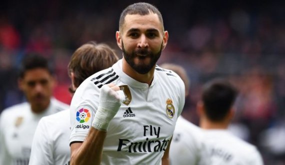 Benzema është 10 ndeshje larg ta shkruajë historinë me Realin