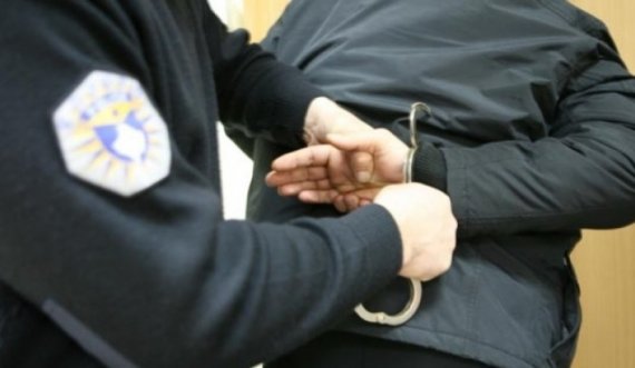 Arrestohet një person në Zhub të Gjakovës, dyshohet për kultivim të narkotikëve
