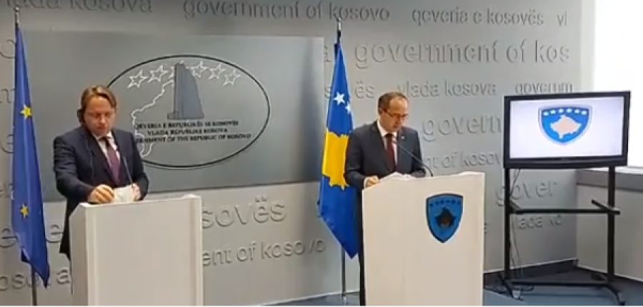 Varhelyi: Kosova ka plotësuar kushtet për viza, duhet t’i bindim shtetet anëtare dhe s’është e lehtë