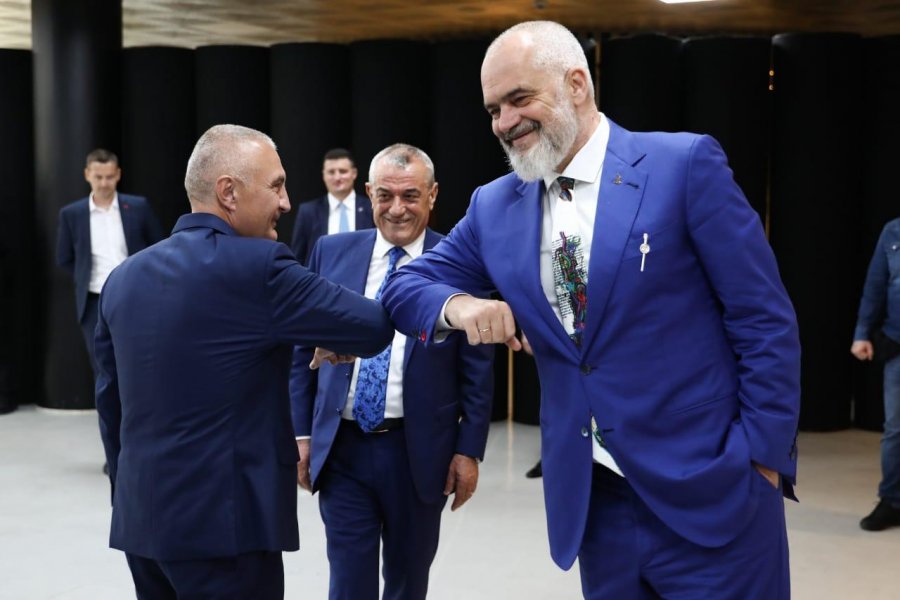 Që Presidenti të akuzojë Kryeministrin si kriminel, kjo përbën alarm për Shqipërinë