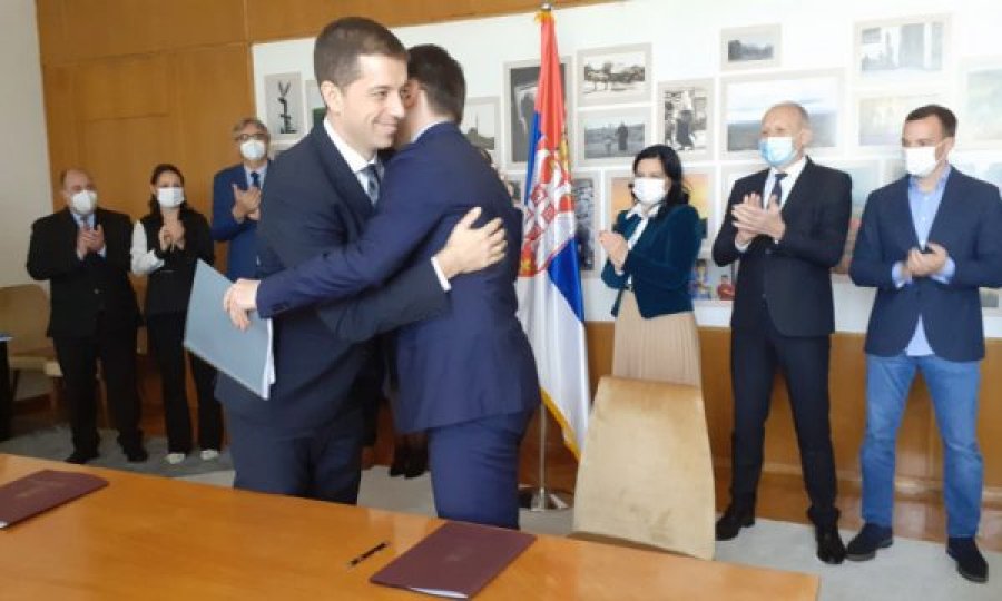 Serbia zgjedh shefin e ri të “Zyrës për Kosovën” pas largimit të Gjuriqit