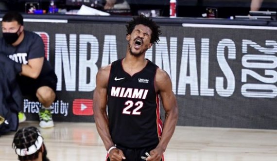 Lakers shpërdorojnë “match point”-in e parë, Miami rihap llogaritë