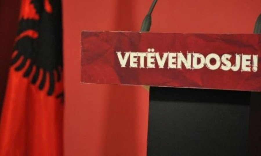 Deputeti i VV’së: Dyshoj mos na e kanë ndërruar kryeministrin rrugës nga Amerika për në Kosovë 