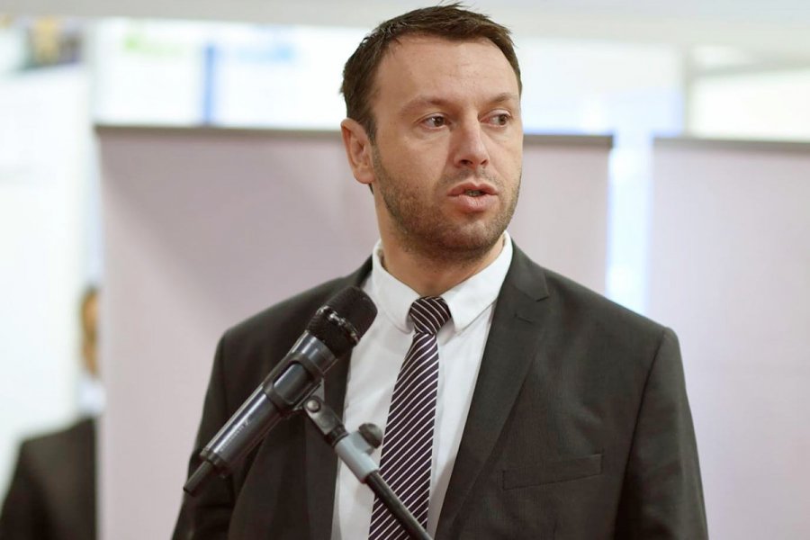 Abrashi: Rexhep Qosja nuk do të ishte i pranueshëm si president për LDK-në