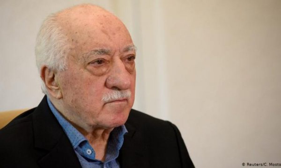 Operacioni për kapjen e gylenistëve, Turqia ndalon dhjetëra ushtarakë