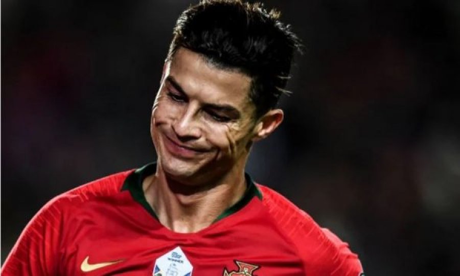  Ronaldo infektohet me koronavirus 