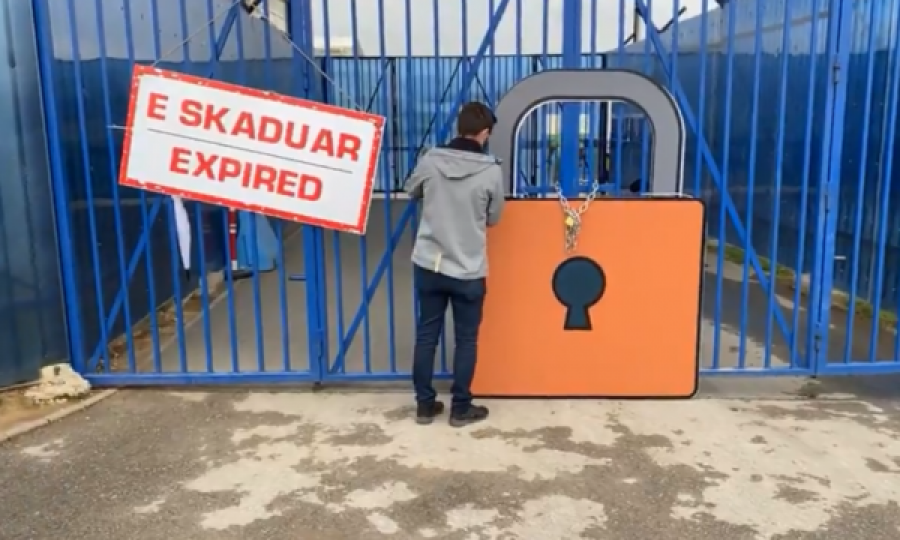 Policia e fton nënkryetarin e PSD’së për aksionin të zyret e Speciales, thotë se s’do t’iu përgjigjet