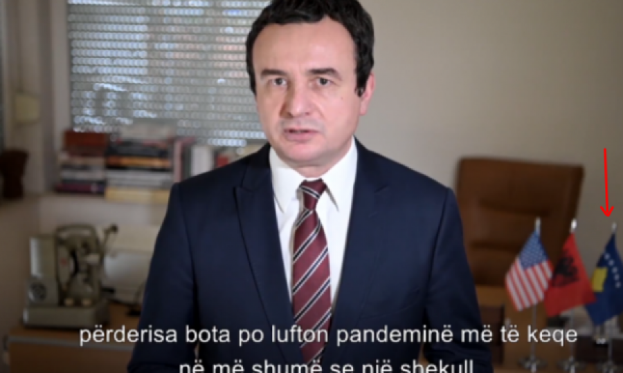 Kurti vendos flamurin e Kosovës në thirrjen e tij për të votuar Joe Bidenin