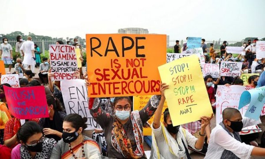 Bangladeshi i dënon me vdekje 5 burra që e kishin dhunuar në grup një vajzë 15 vjeçe