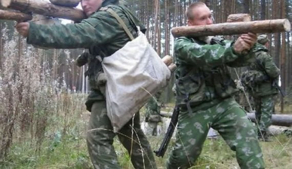 Pamje: Kështu dënohen ushtarët në Rusi