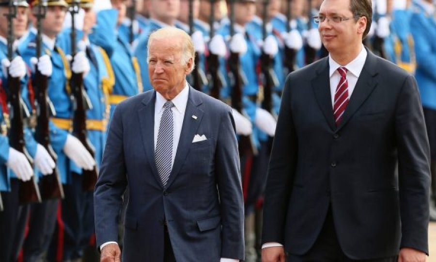 “750 mijë serbë vendimtarë në zgjedhjet amerikane?” – në Beograd shqetësohen nga planet Biden për Kosovën e Bosnjën