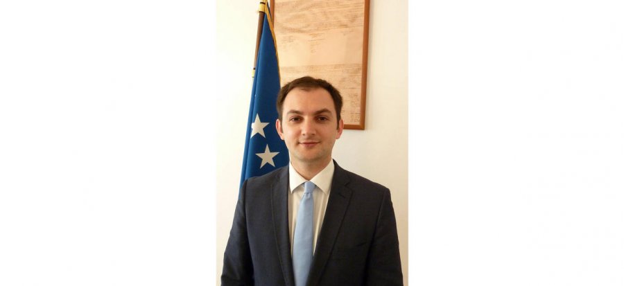 Jusufi tregon pse e ka thirrur protestën për shkarkimin e ambasadorit Gashi