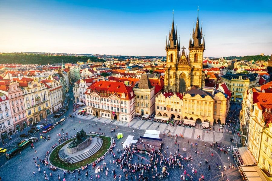 Republika Çeke ashpërson masat kundër koronavirusit në ambiente të jashtme