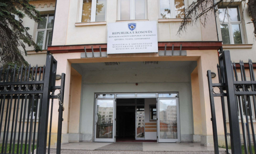 “Në dimër nuk do ta lejojmë mërgatën të futet në Kosovë”, reagon Ministria e Shëndetësisë