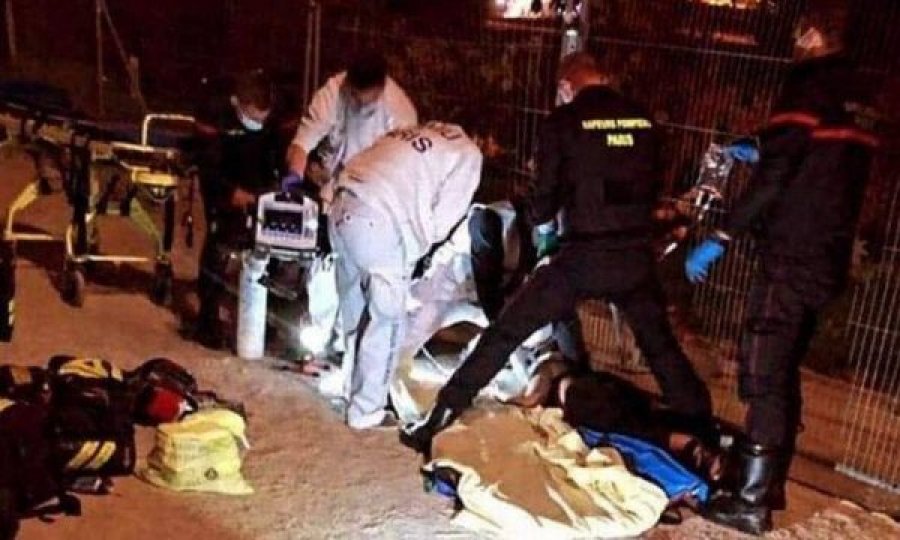 Dy myslimane theren me thikë në Paris nga disa franceze që bërtisnin “arabë të ndyrë”