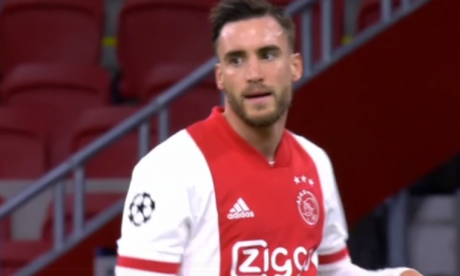 Liverpool në epërsi pas një autogoli të Ajaxit