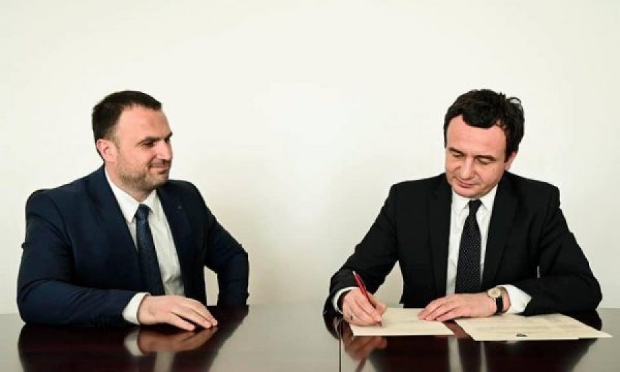 Ish-shefi i stafit të Kurtit del me analizë për AKP’në: Humbjet mund të jenë mbi 4 miliardë