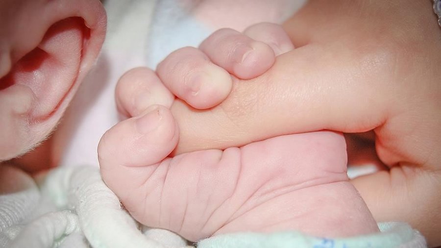 Nuk u lejuan të transferohen për operacion shkaku i karantinës, vdesin katër foshnja të porsalindura në Australi