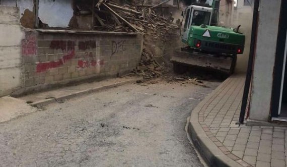 Rrënohet objekti në Gjilan që rrezikonte nxënësit e shkollës “Musa Zajmi”