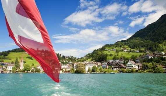 A do t’i mbyllë Zvicra kufijtë pas rritjes së rasteve, flet presidentja zvicerane