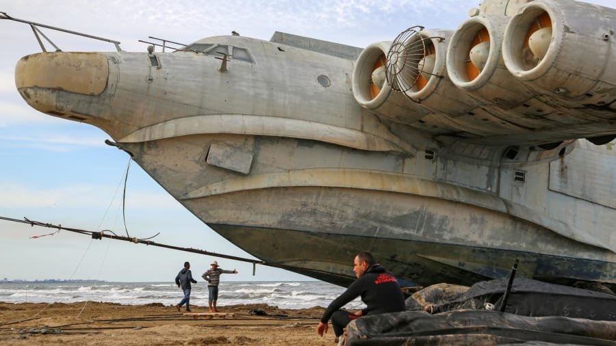 Nxirret nga fundi i detit ‘bisha’ relike e ushtrisë ruse, ‘Ekranoplan’