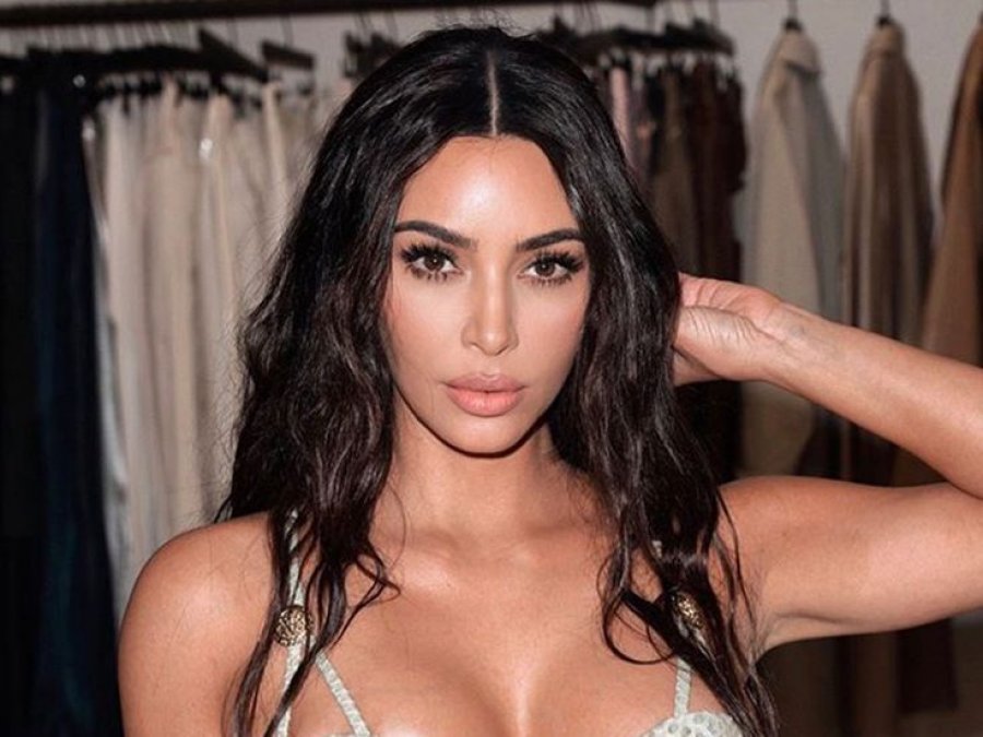 Zbulohet: Kim Kardashian në lidhje me gazetarin e njohur