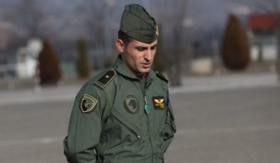 Piloti i parë i Kosovës, historia e tij si dëshmitar i një masakre qysh në fëmijëri
