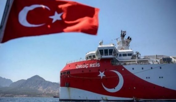 Turqia zgjat misionin e anijes për eksplorimin e gazit në Mesdheun Lindor