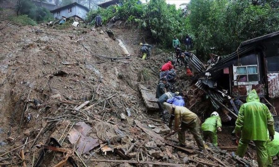 Filipine: Mijëra njerëz braktisin shtëpitë për shkak të tajfunit Molave