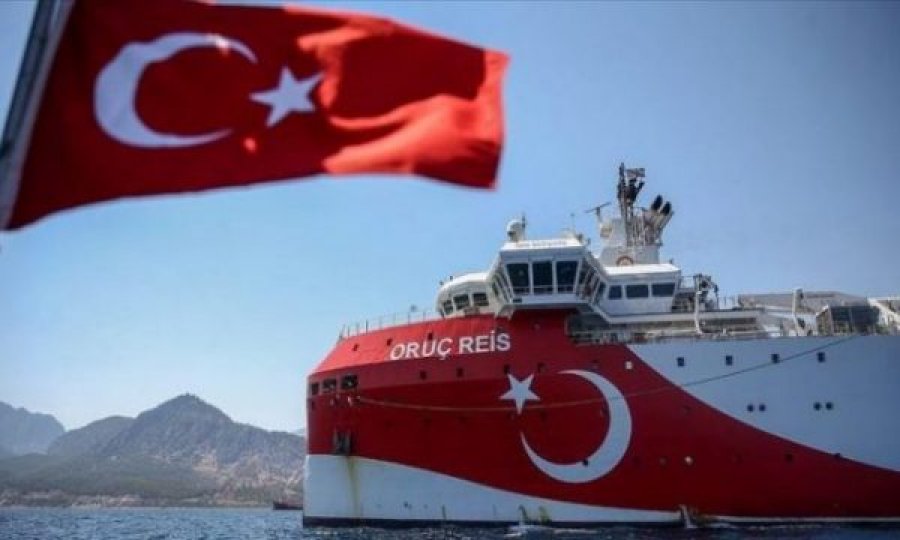 Turqia zgjat misionin e anijes për eksplorimin e gazit në Mesdheun Lindor