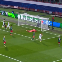 Bayern me epërsi të hershme në Moskë