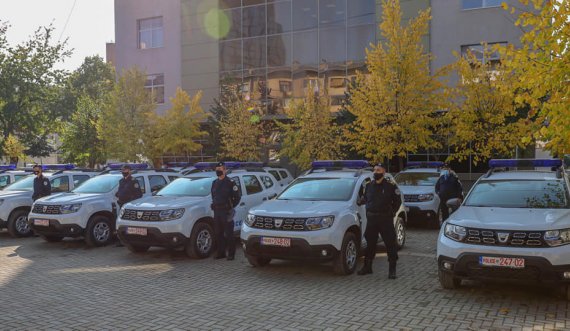 Policia e Kosovës bëhet me vetura të reja, donacioni vjen nga Gjermania