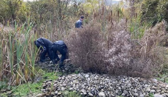 Trupi i një gruaje që u vra nga burri në Vushtrri, është varrosur në territorin e Mitrovicës
