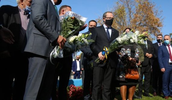 Hoti bën homazhe te shtatorja e Ukë Bytyçit: Vrasja e tij, goditje për votën e lirë