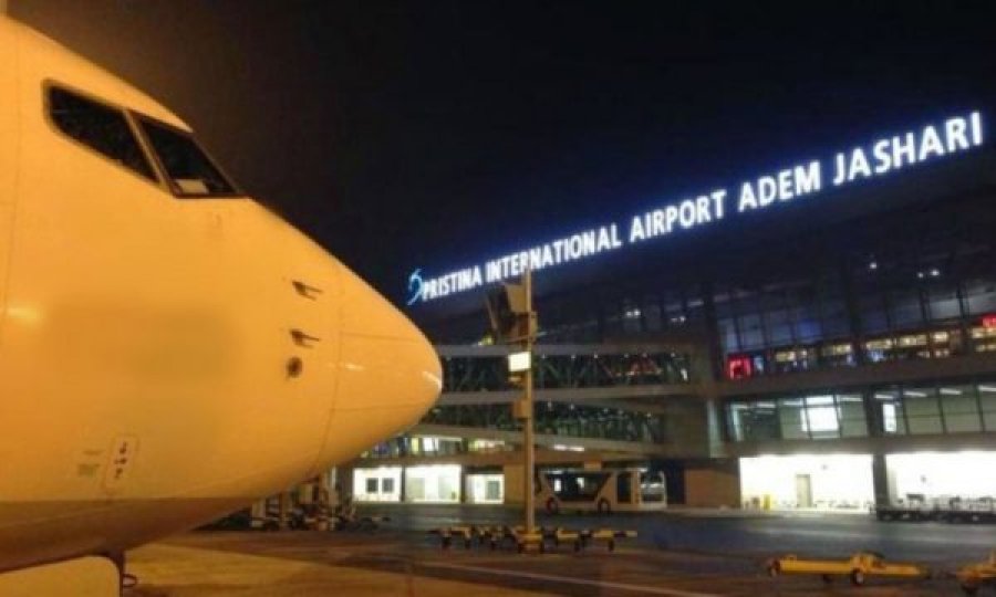 Kushtet atmosferike detyrojnë aeroportin e Prishtinës të anulojë fluturimet